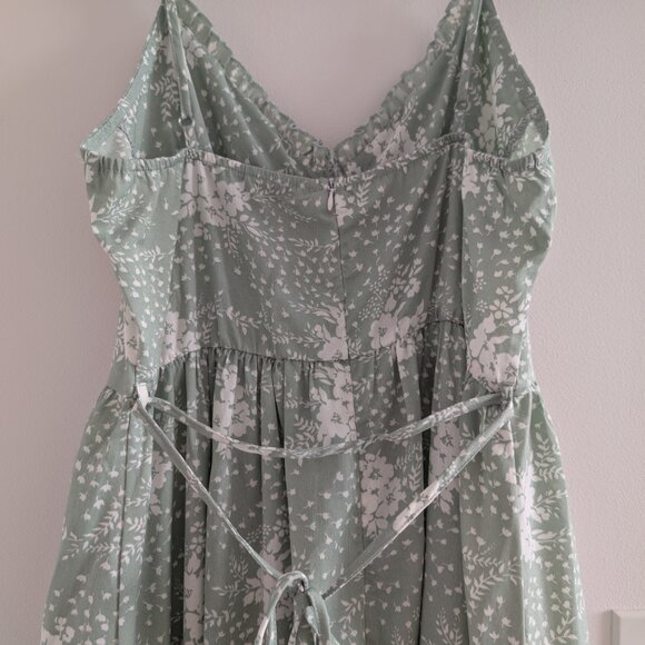 3/$30 Simplee Ruffled Hem Floral Cami Dress - Picture 5 of 8